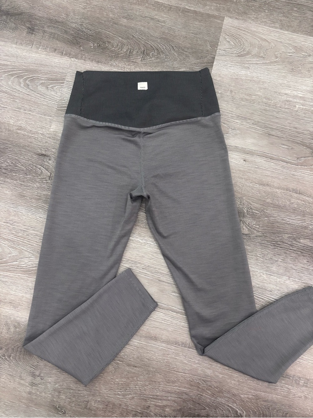 Vuori Lux Rib Studio Two Tone Gray Leggings Size Small